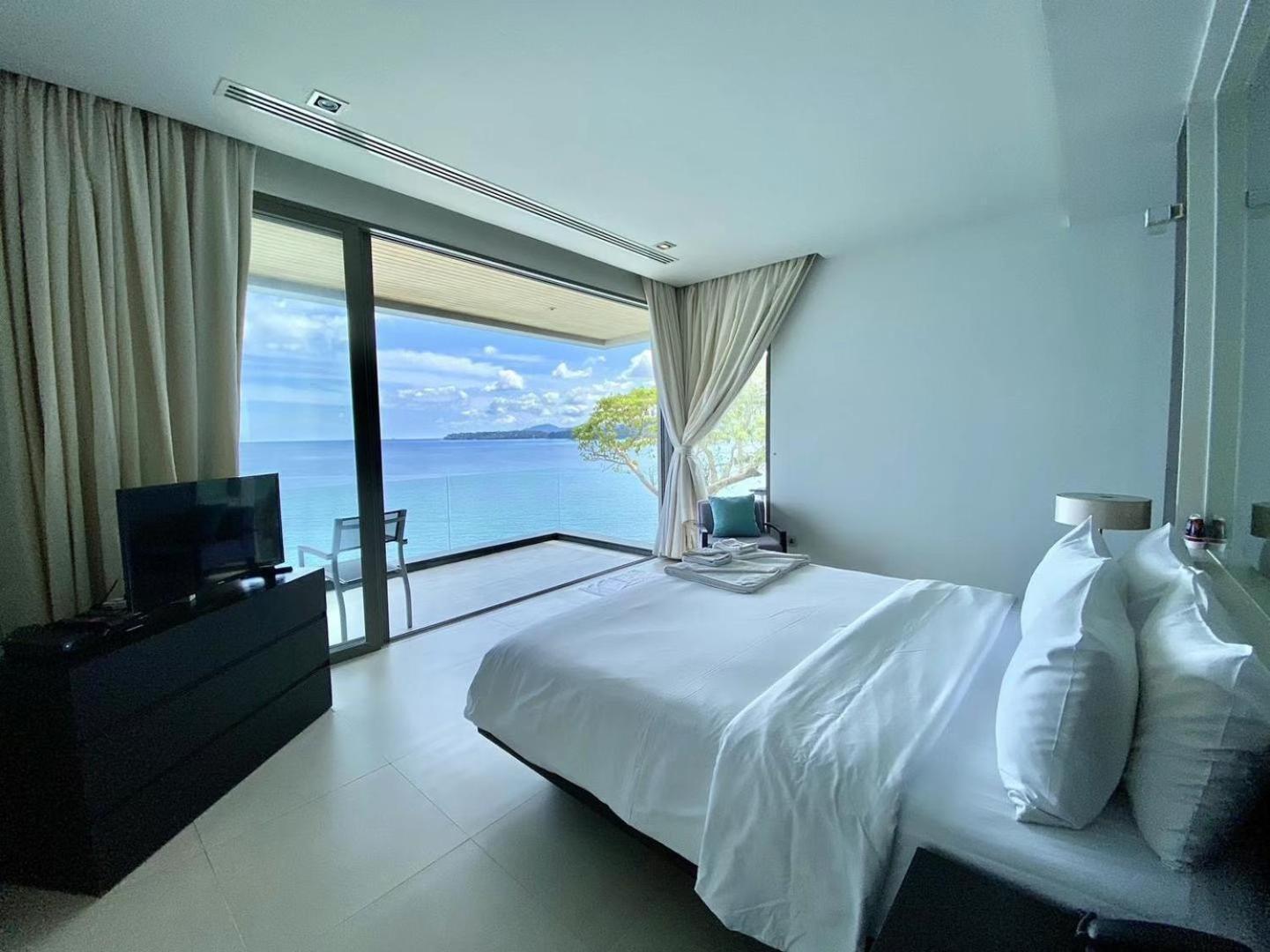 Villa 卡马拉一线海景别墅6卧室直通海滩