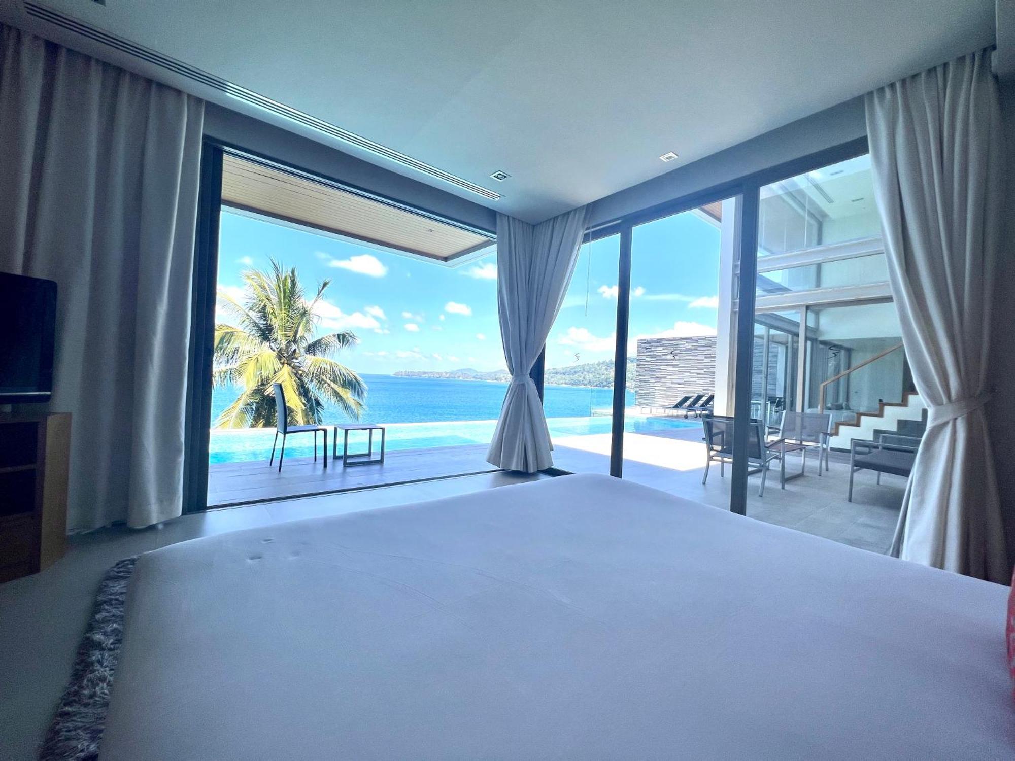 卡马拉一线海景别墅6卧室直通海滩 Villa *