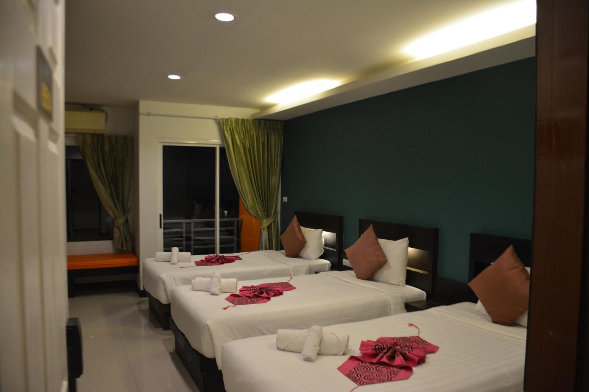 Zephyr Grand 3*