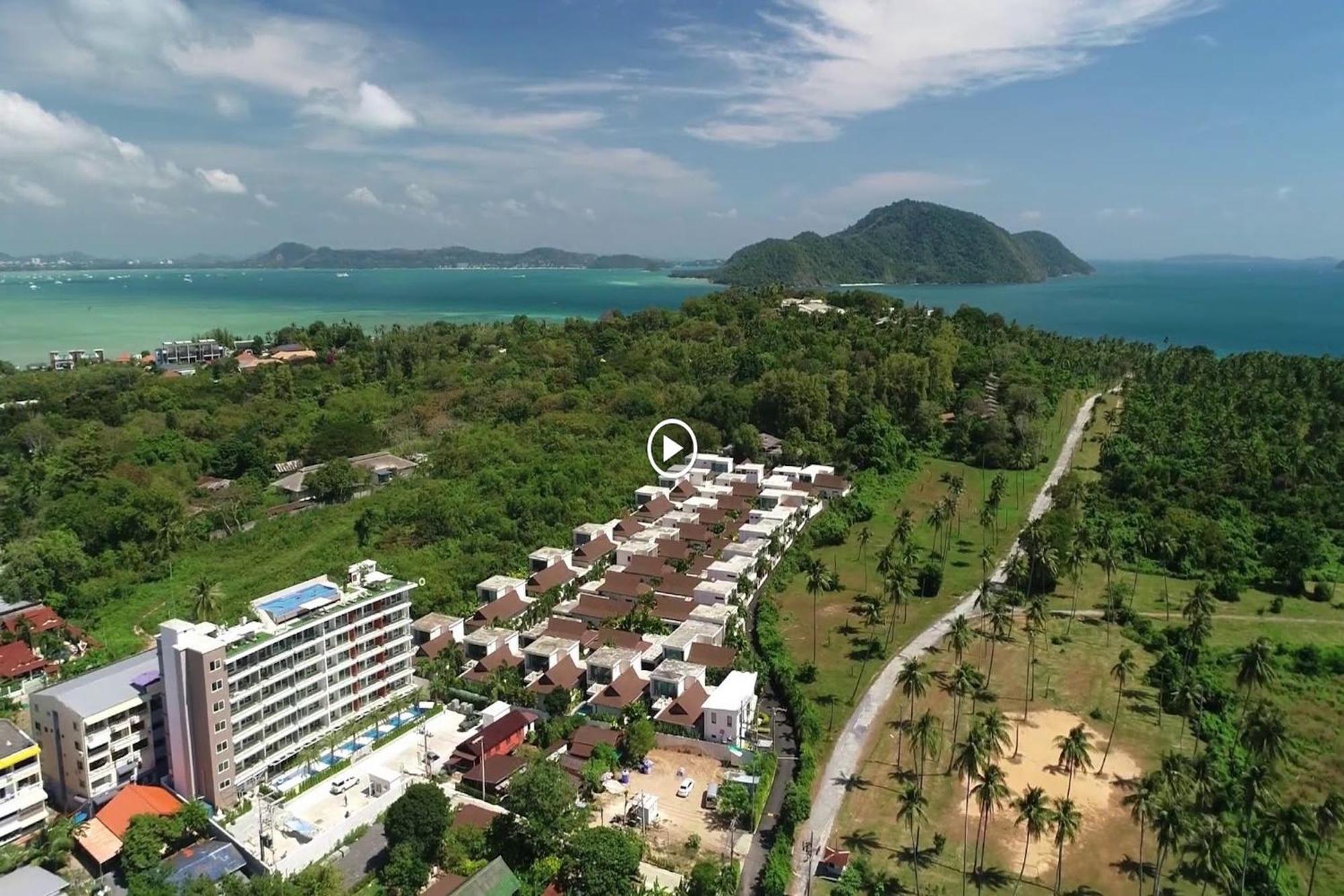 Tropical Pool View Babylon Sky M205 Near