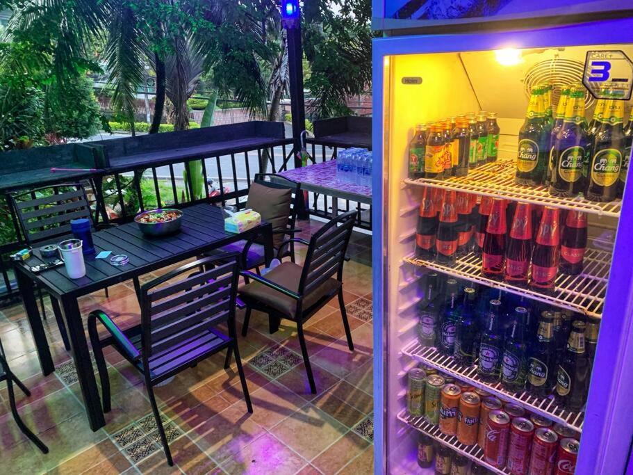 Charming Pool Twin Homestay