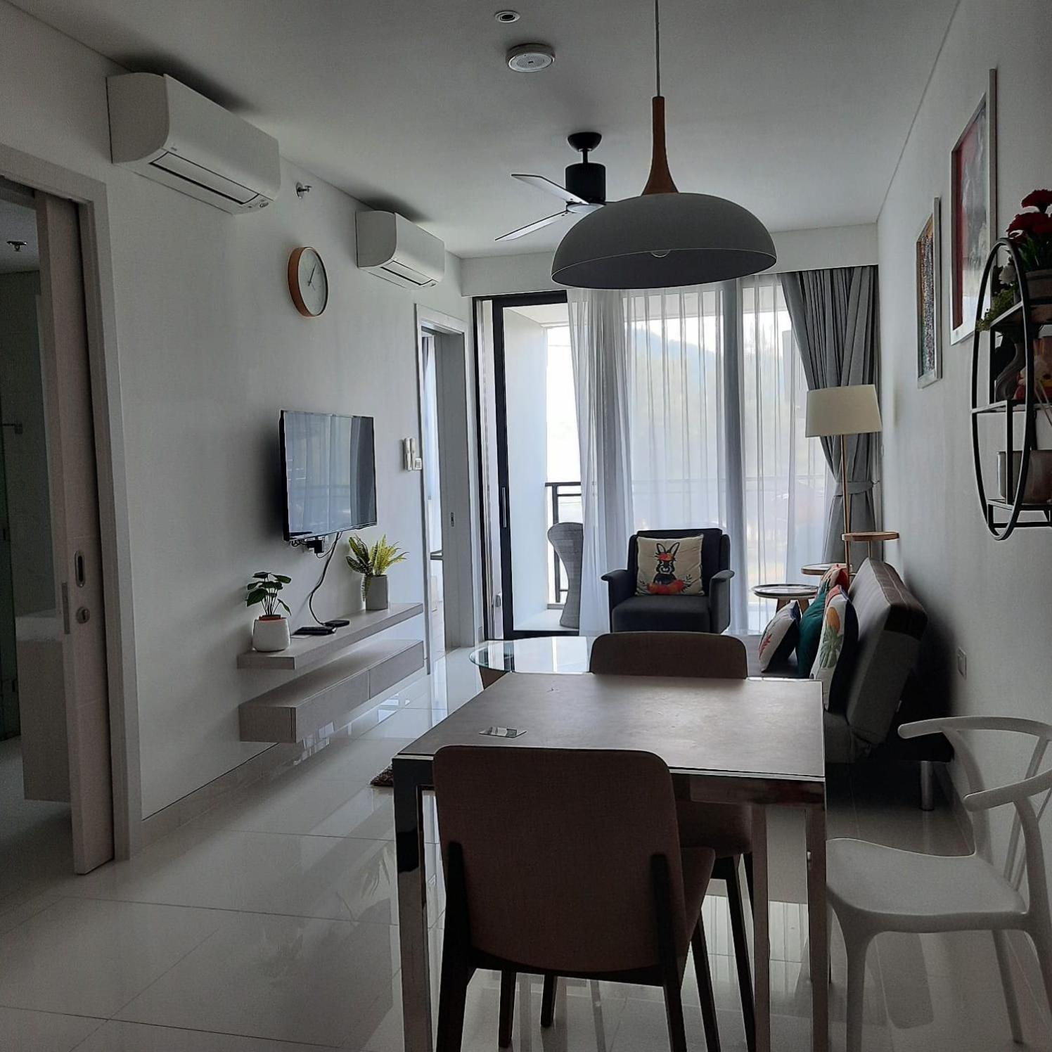 Cassia Residences By Chiwa Apartment