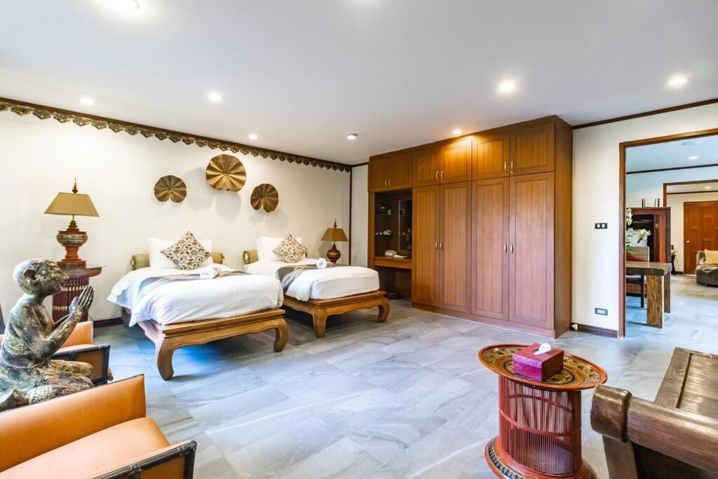 Villa Casa Asiatique — 5br In Laguna & Layan Phuket