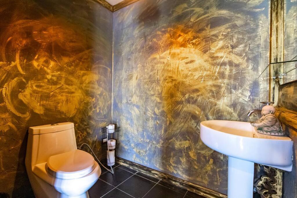 Casa Asiatique — 5br In Laguna & Layan Villa