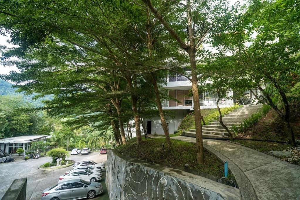 Apartment With Forest View - Zen Space By Lofty *