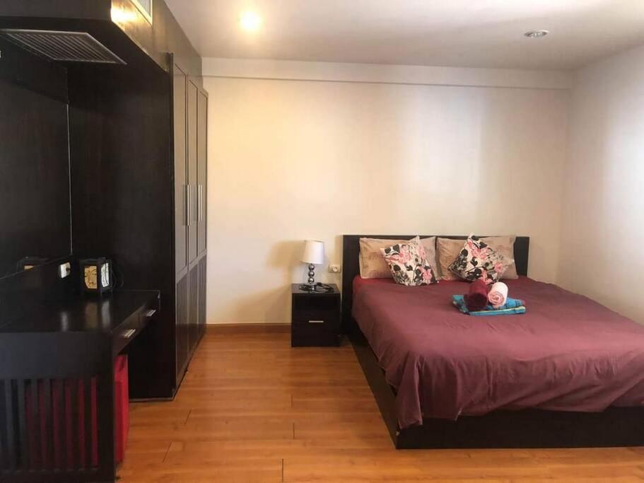 2 Bedroom Apartment, Location, Apartment