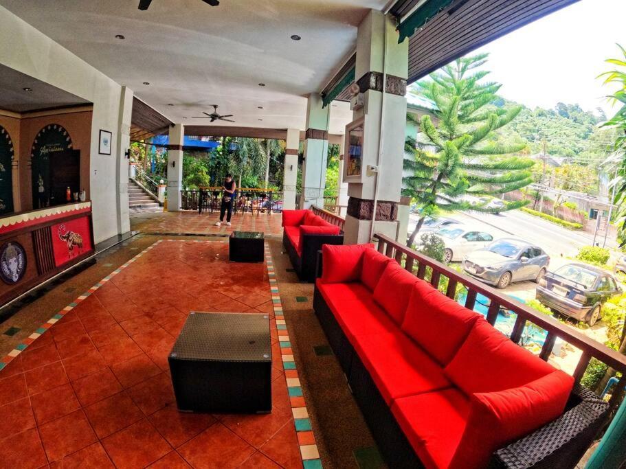 Homestay Beautiful Pool House