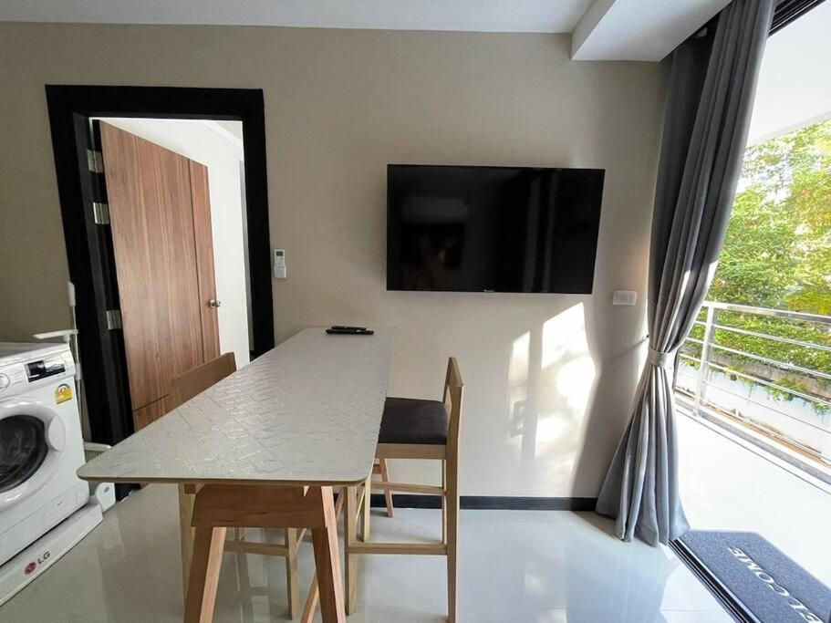New Near The - 202 Rawai Apartment