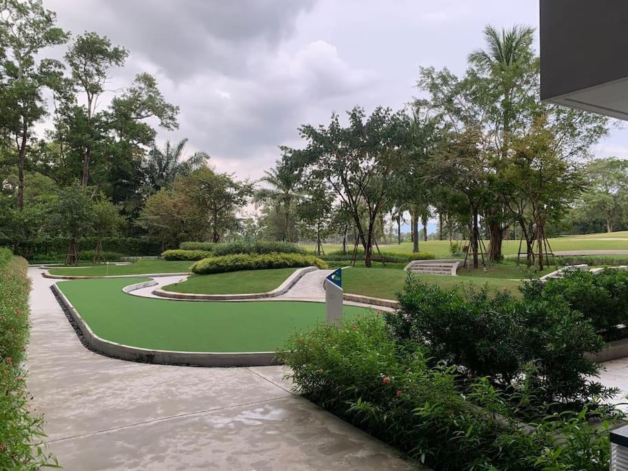 Skypark Laguna Phuket Pangsapuri