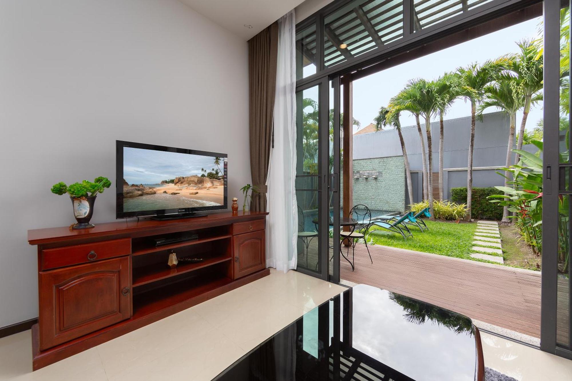 Onyx By Tropiclook * Nai Harn