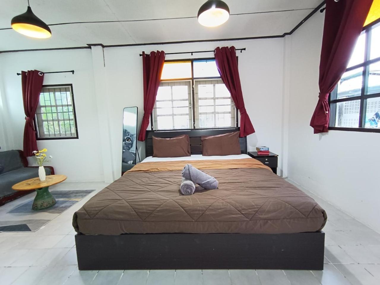 The Naiyanghouse Hotel 2*