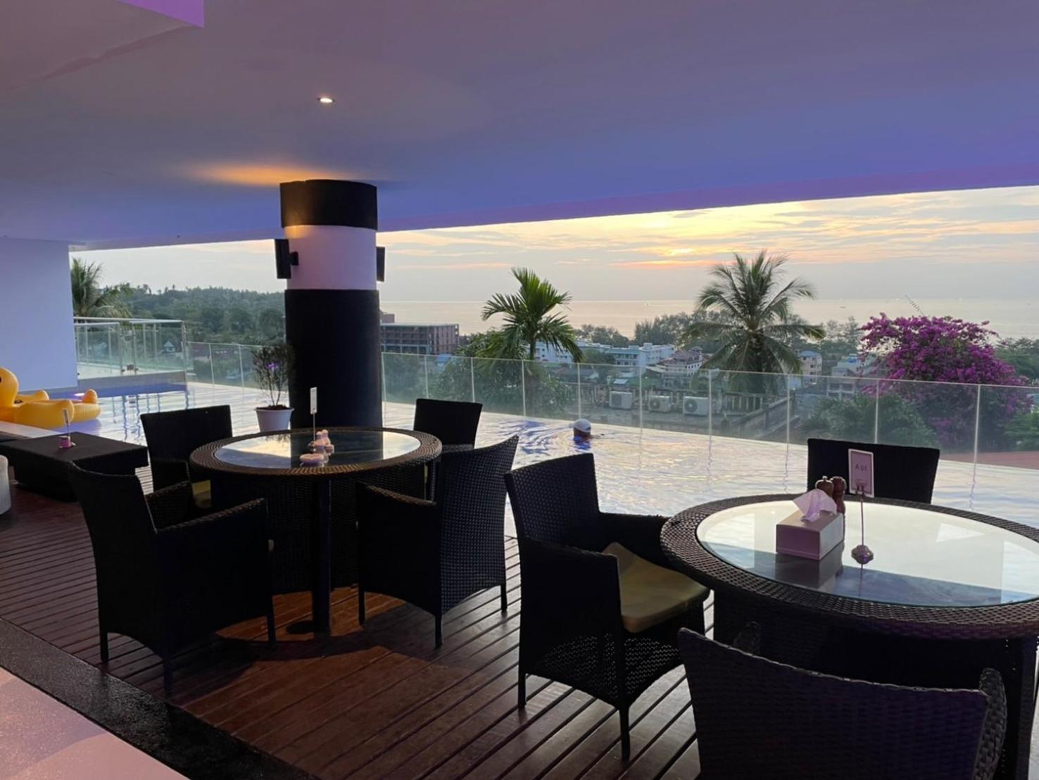 A2-stunning Seaview 4brs3baths Duplex Karon * Ban Karon