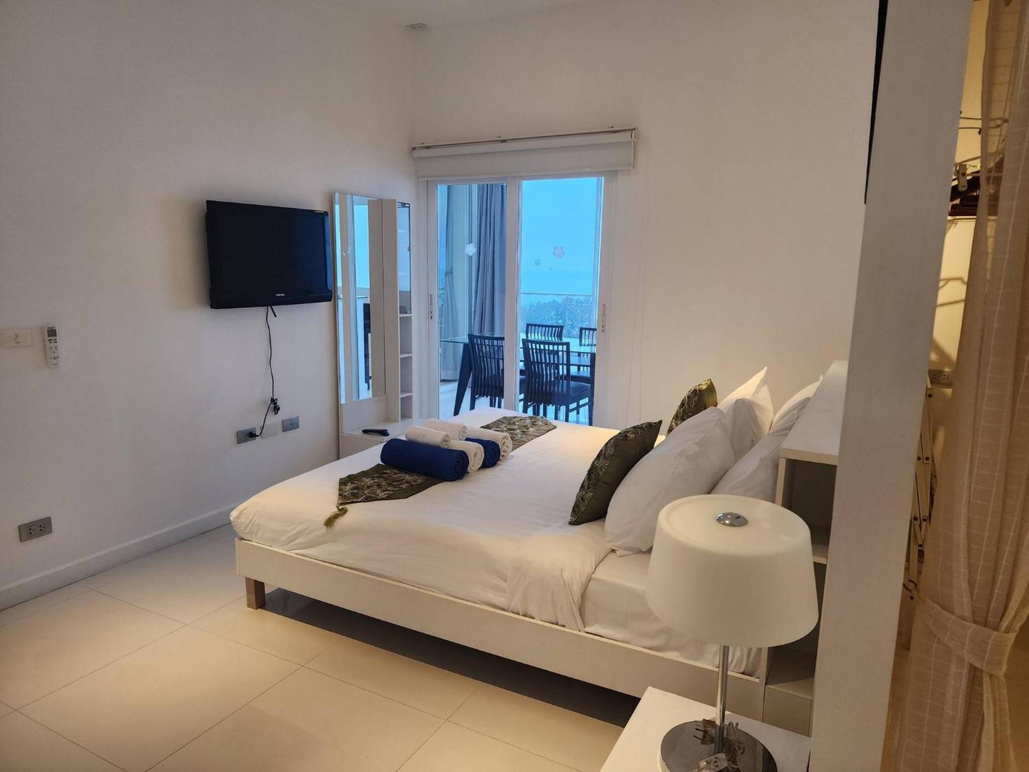 A2-stunning Seaview 4brs3baths Duplex Karon