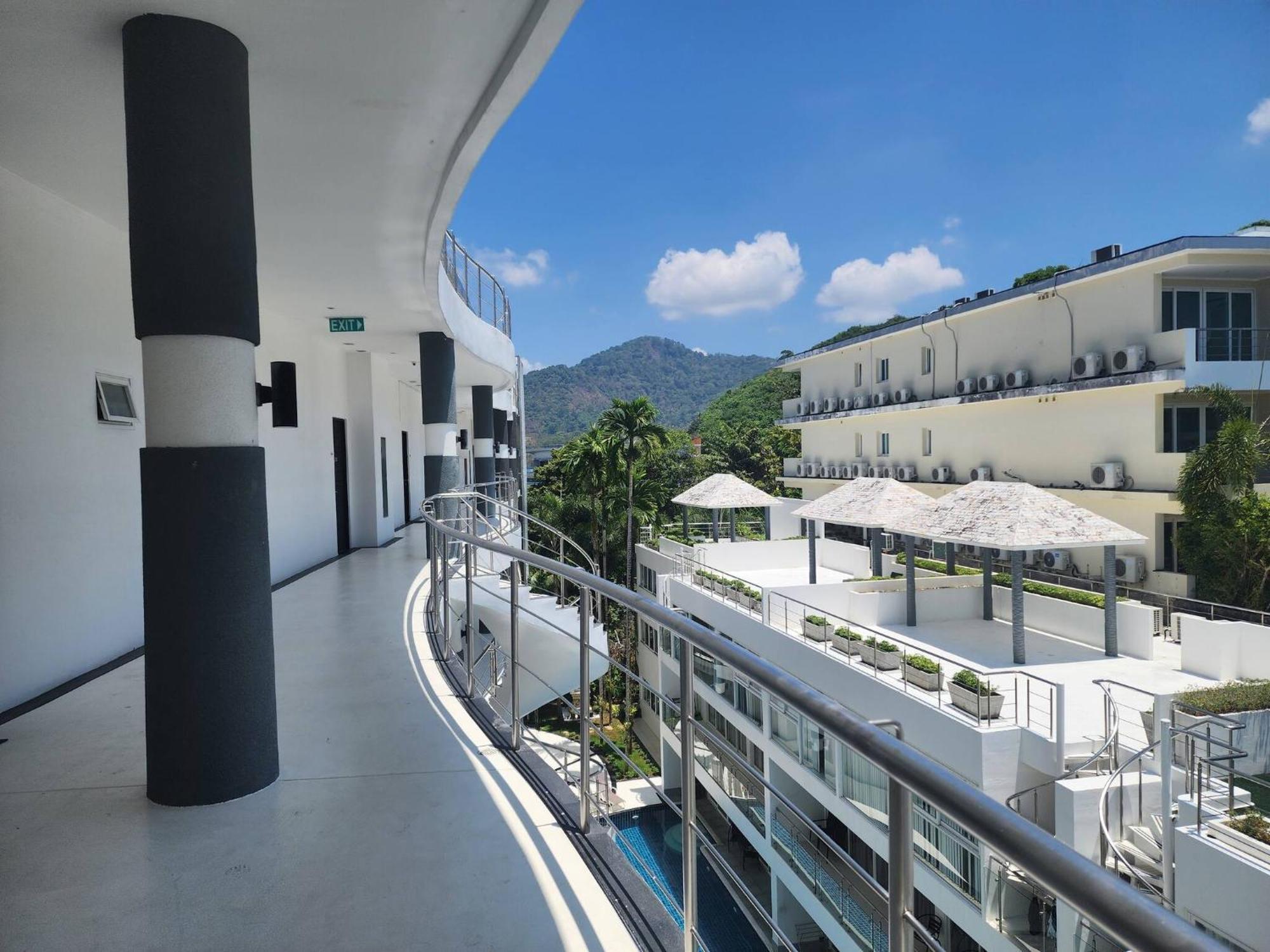 A2-stunning Seaview 4brs3baths Duplex Karon Apartment Ban Karon