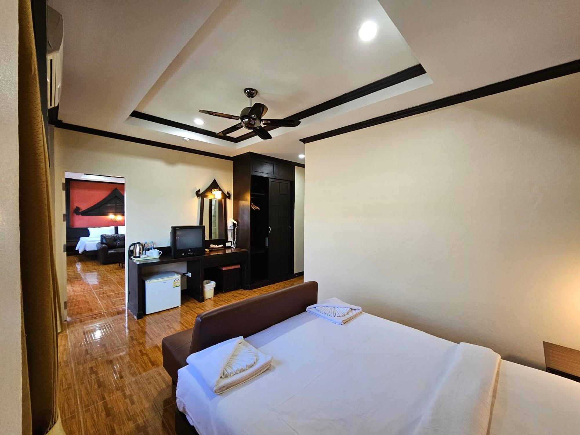 Nanai 2 Phuket Hotel 3*