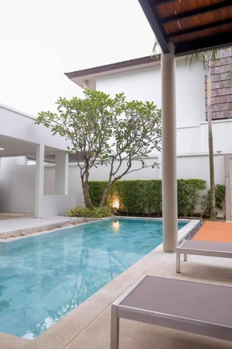 Vila Bangtao Modern Luxury 3-bd Near Laguna Park