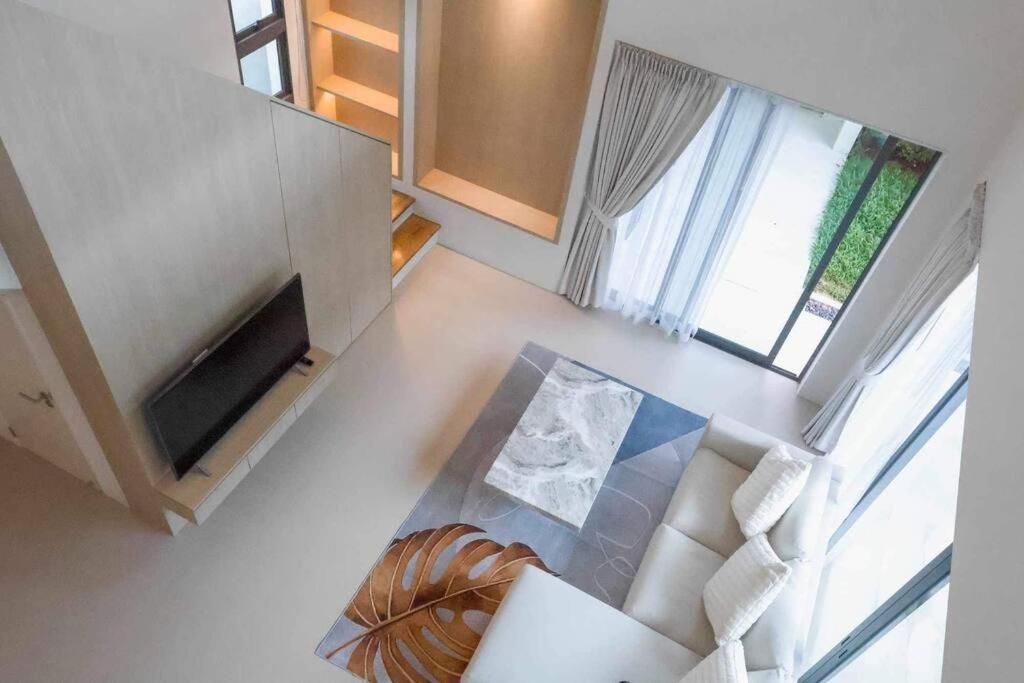 Bangtao Modern Luxury 3-bd Near Laguna Park Villa Phuket