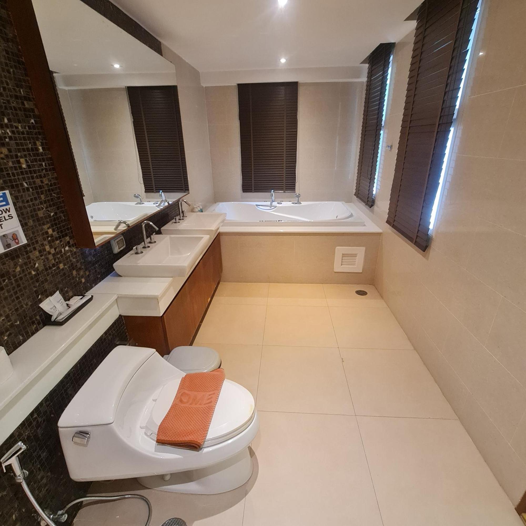 The Privilege 4*