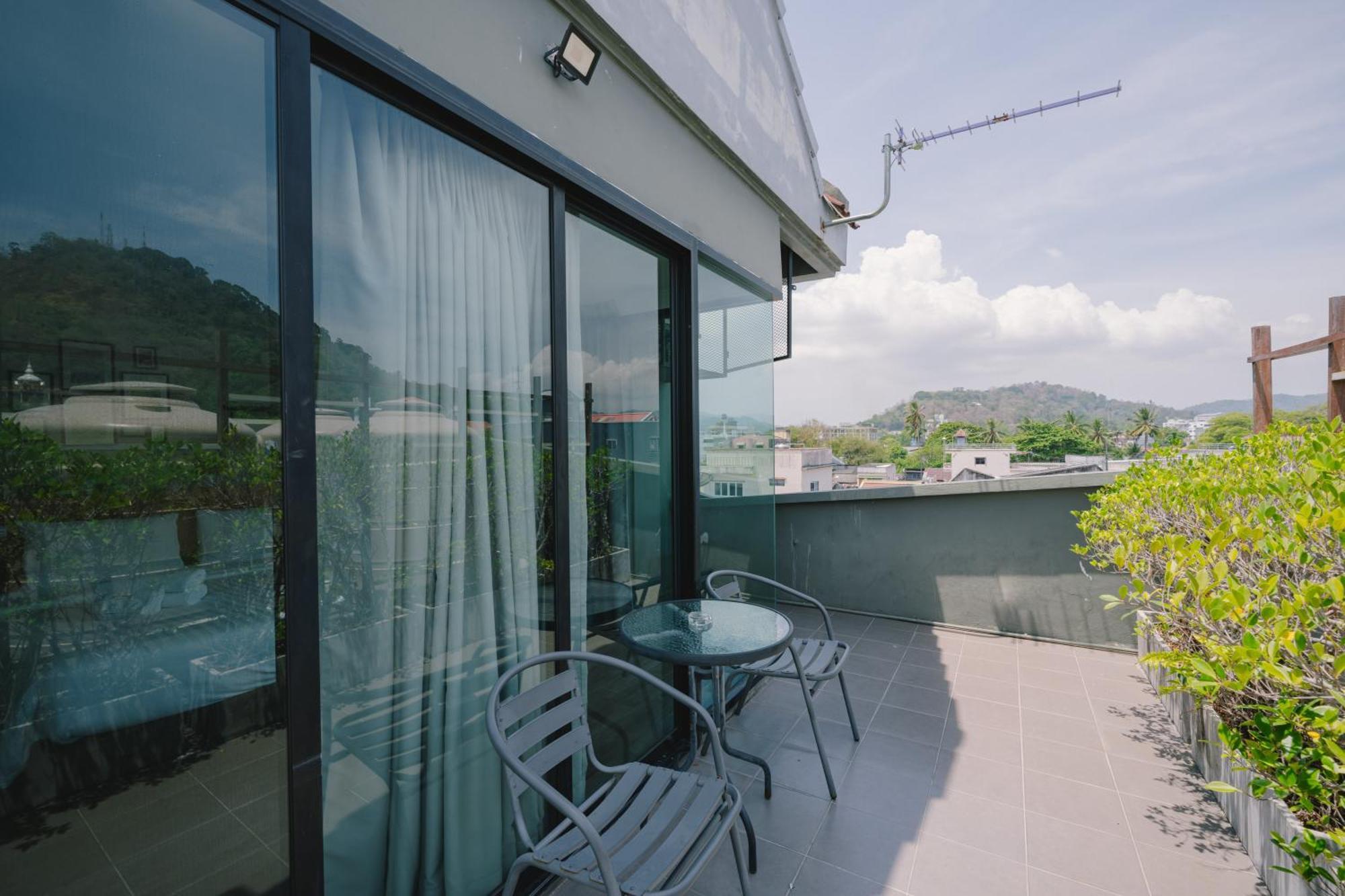 The Arbern X Bistro - Sha Extra Hotel
