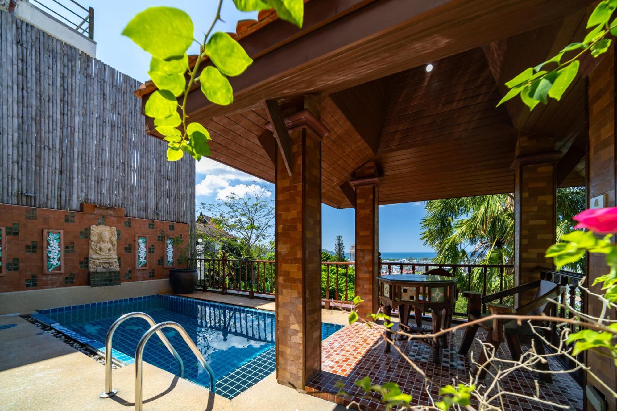 Villa 私人泳池 芭东海景 绝美落日 四卧别墅
