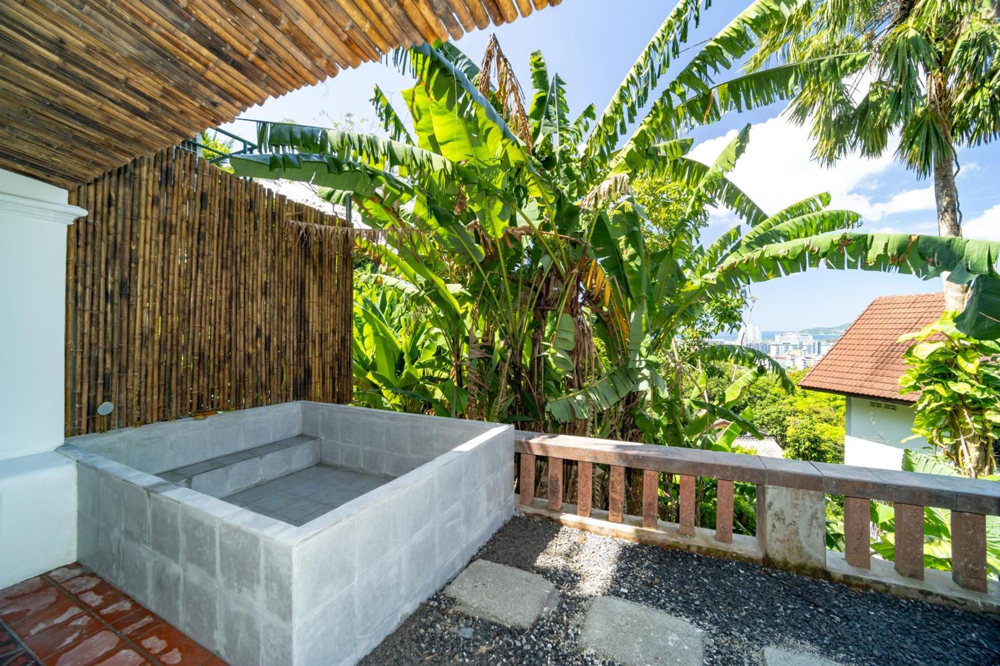 Villa 私人泳池 芭东海景 绝美落日 四卧别墅