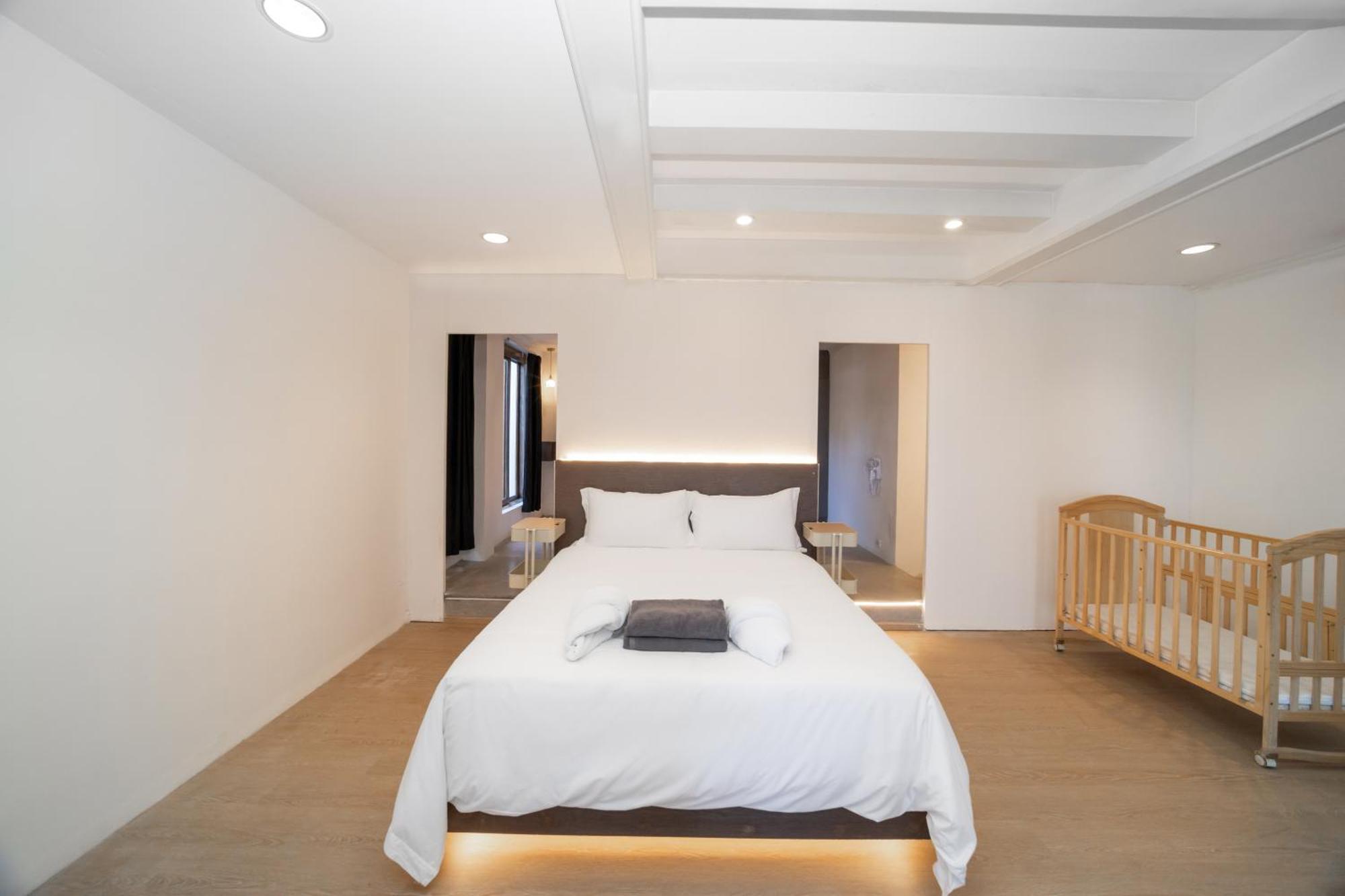 Villa 私人泳池 芭东海景 绝美落日 四卧别墅 Patong
