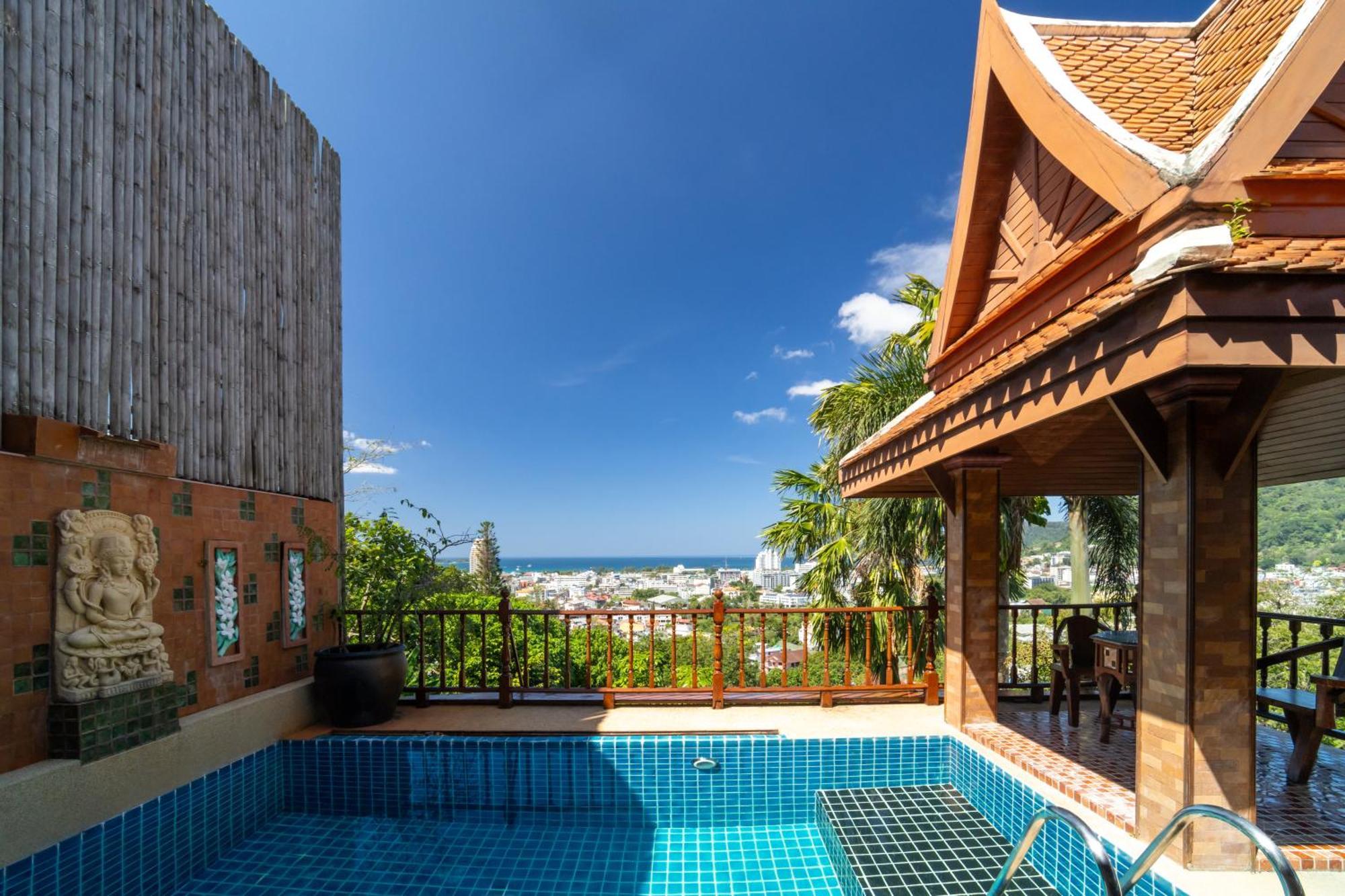 Villa 私人泳池 芭东海景 绝美落日 四卧别墅