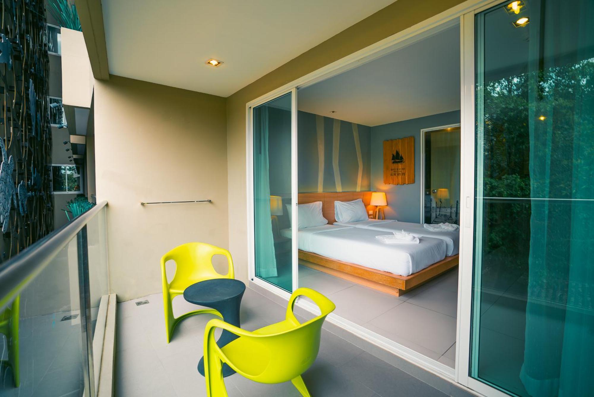 Mad Monkey Phuket Hostel