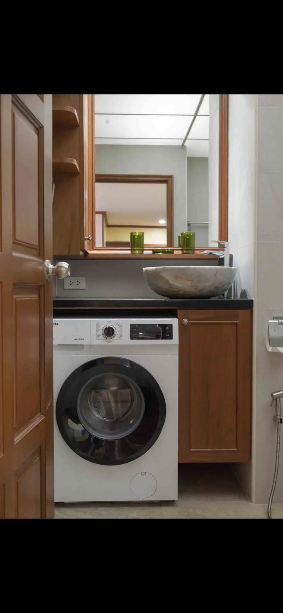 Tower Sea Facing High Floor New Bathroom Apartment *