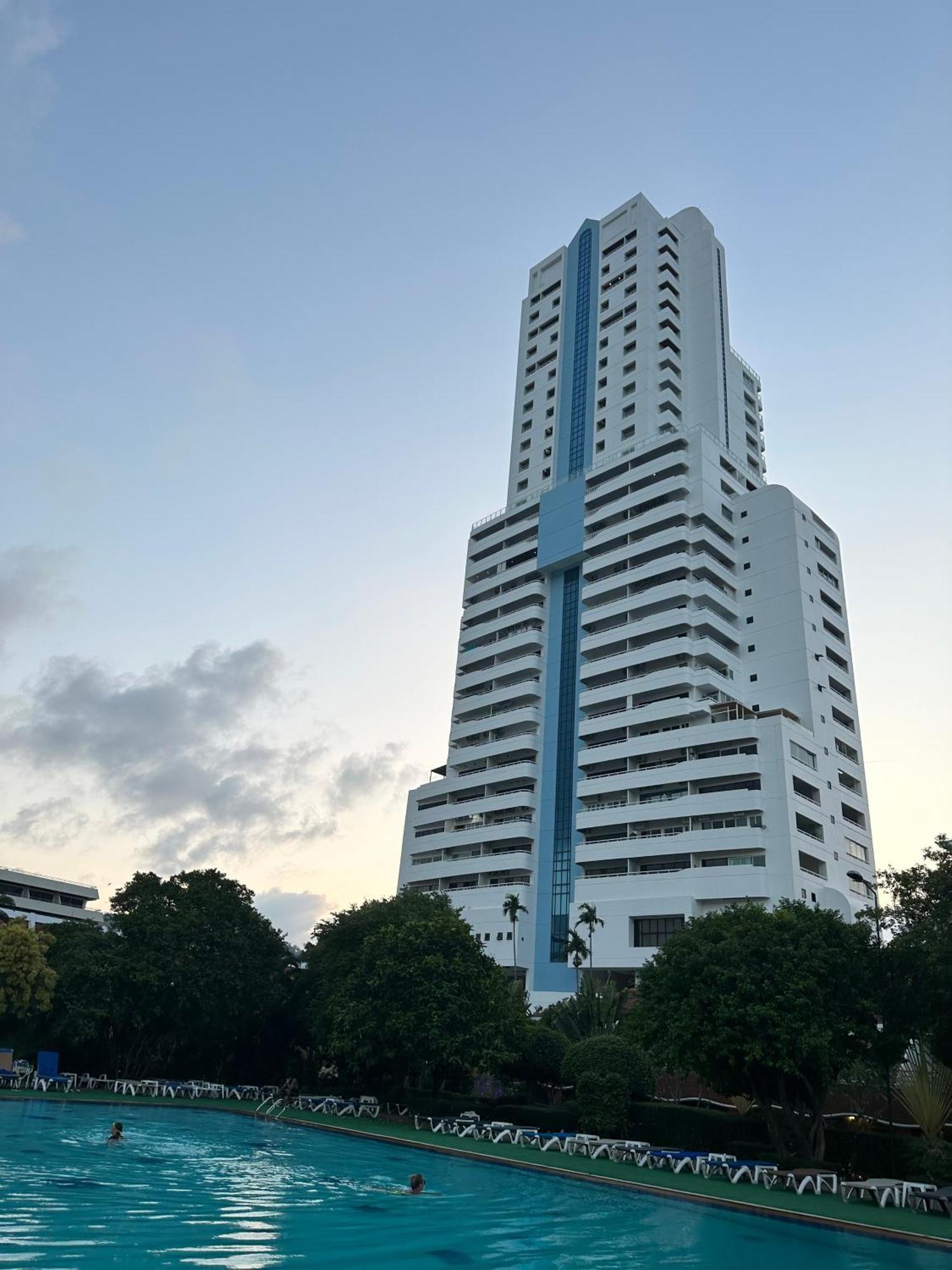 Tower Sea Facing High Floor New Bathroom Apartment Patong