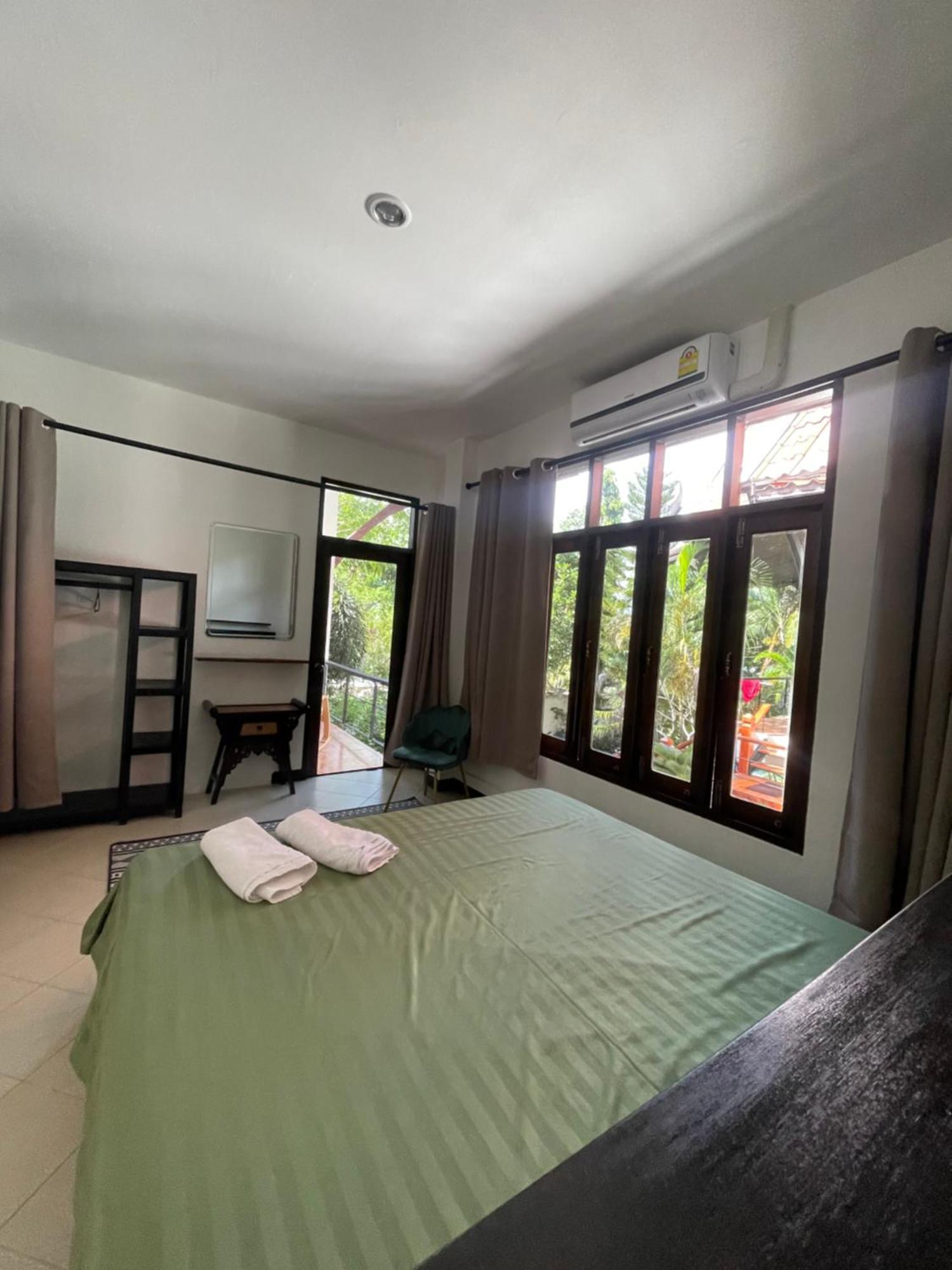 Aisawan Villa