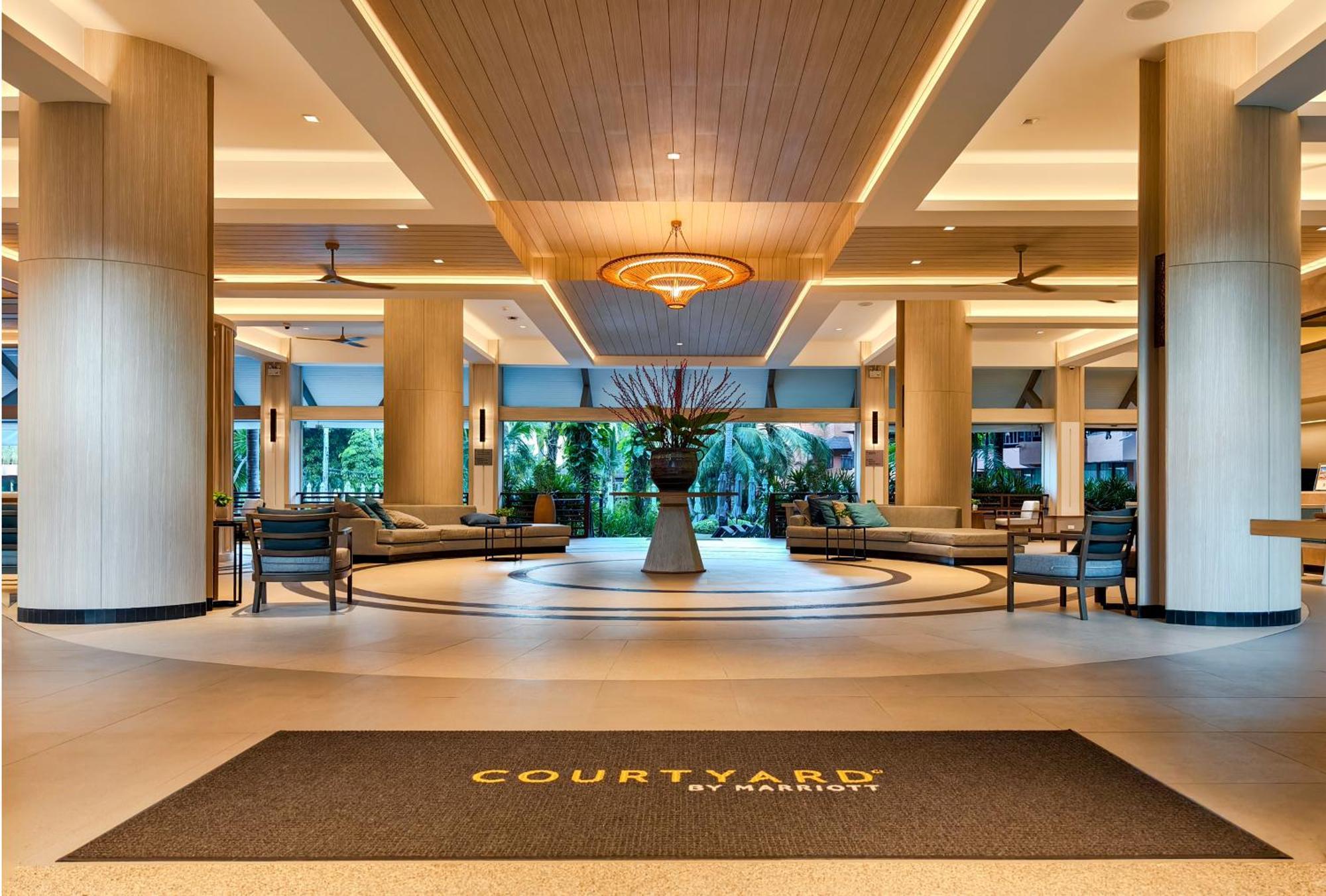Courtyard By Marriott Phuket, Resort