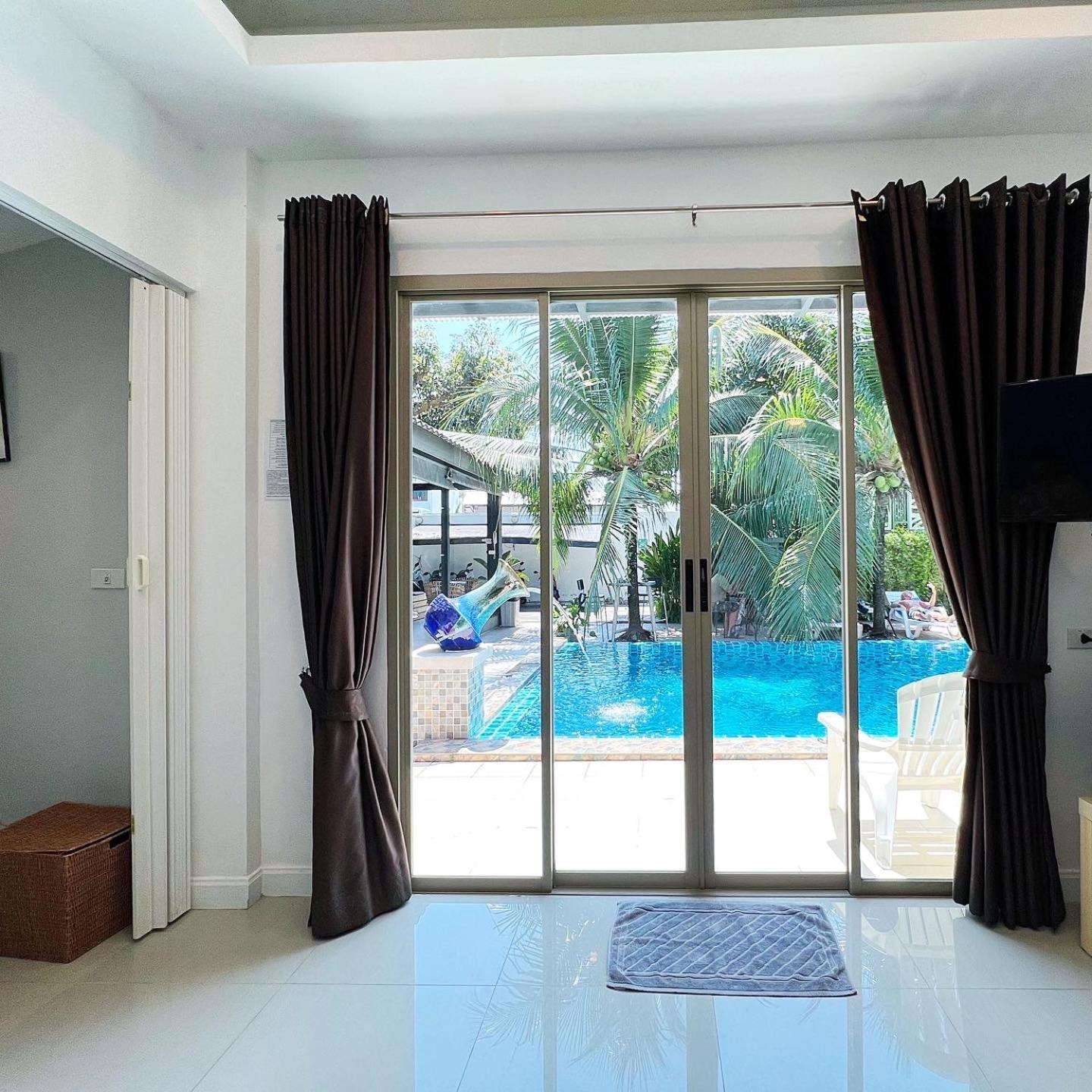The Snug Airportel - Phuket Airport Gasthof Nai Yang Beach