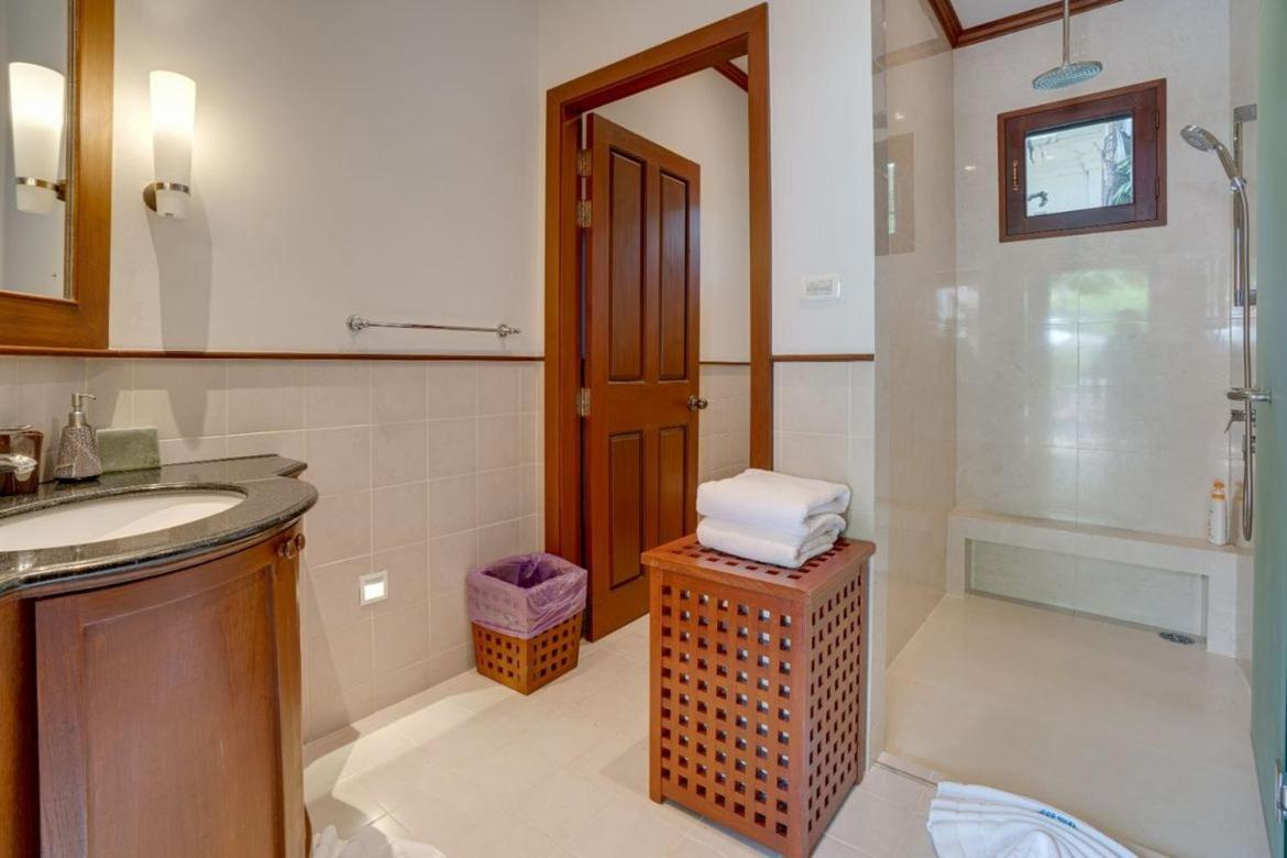 Villa Coastal Bliss Phuket