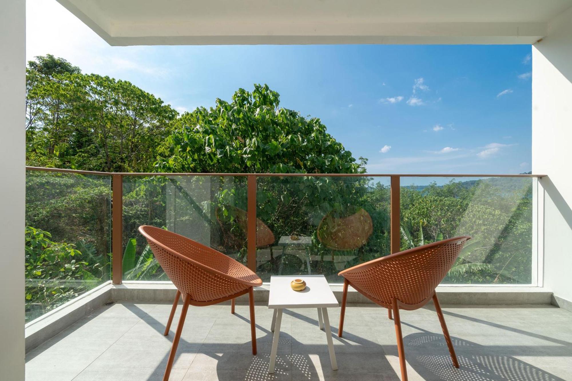 Apartment Lovely Kamala Ocean View Apartment C36, Just 5 Min Walk To The Beach