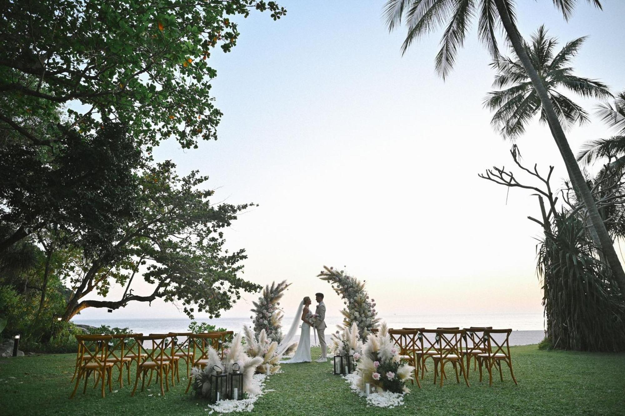 Resort Le Meridien Phuket - Sha Extra 5*