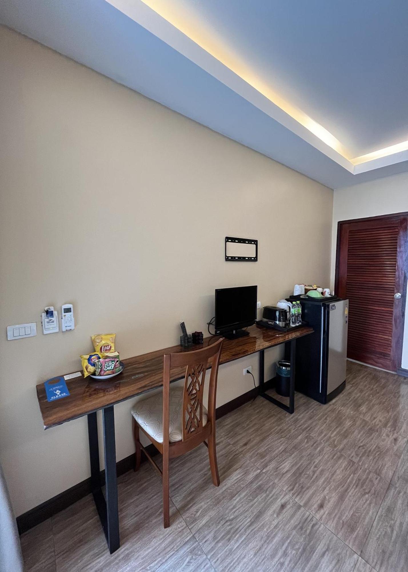 Hotel Ginis Kamala Beach