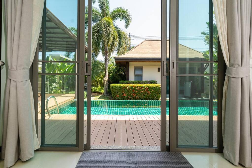 Villa 3 Bedrooms Private With Garden Rawai *