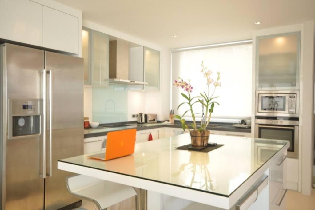 19 - Beachfront Haven Holiday home Patong