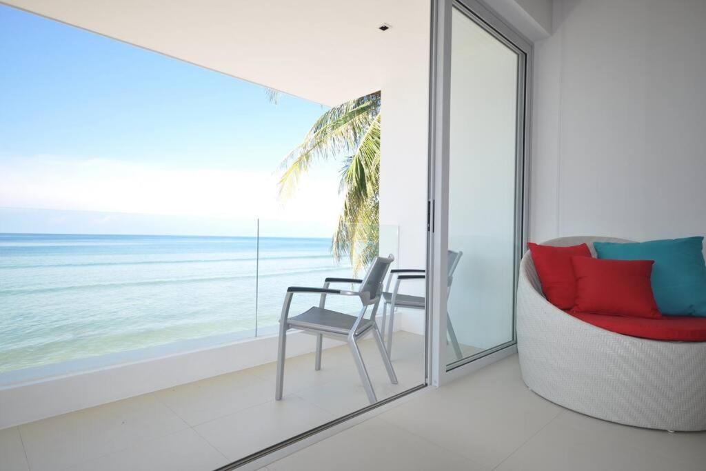19 - Beachfront Haven * Patong