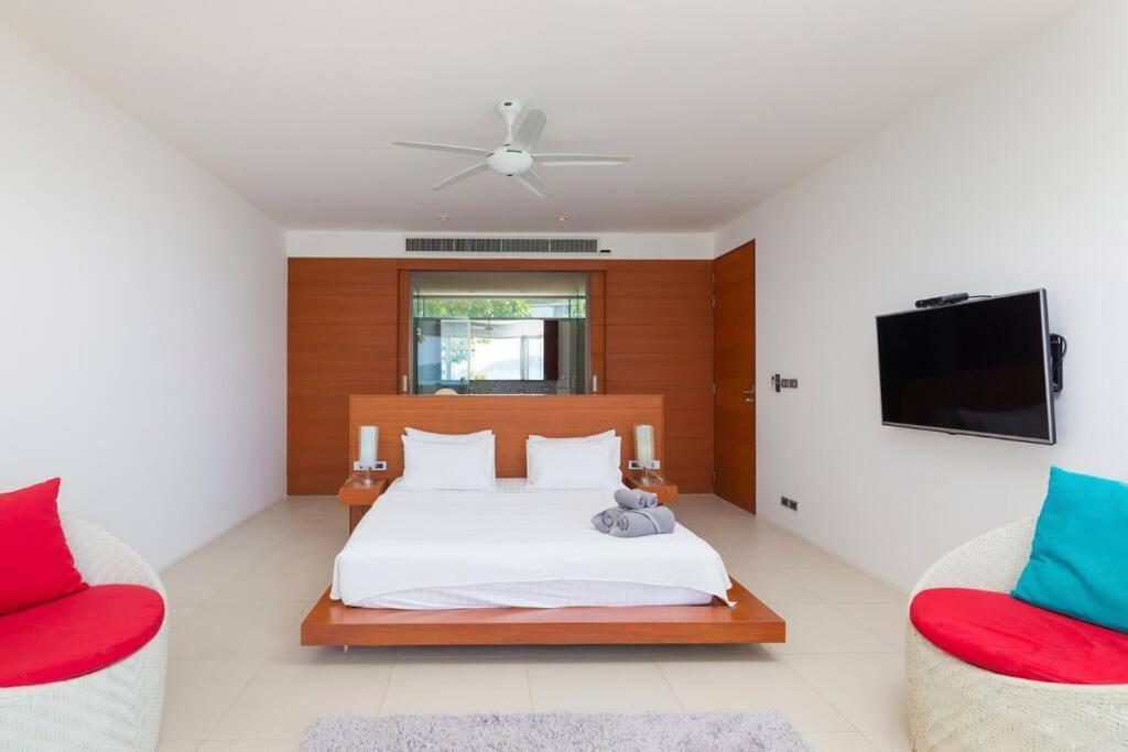 19 - Beachfront Haven Holiday home *