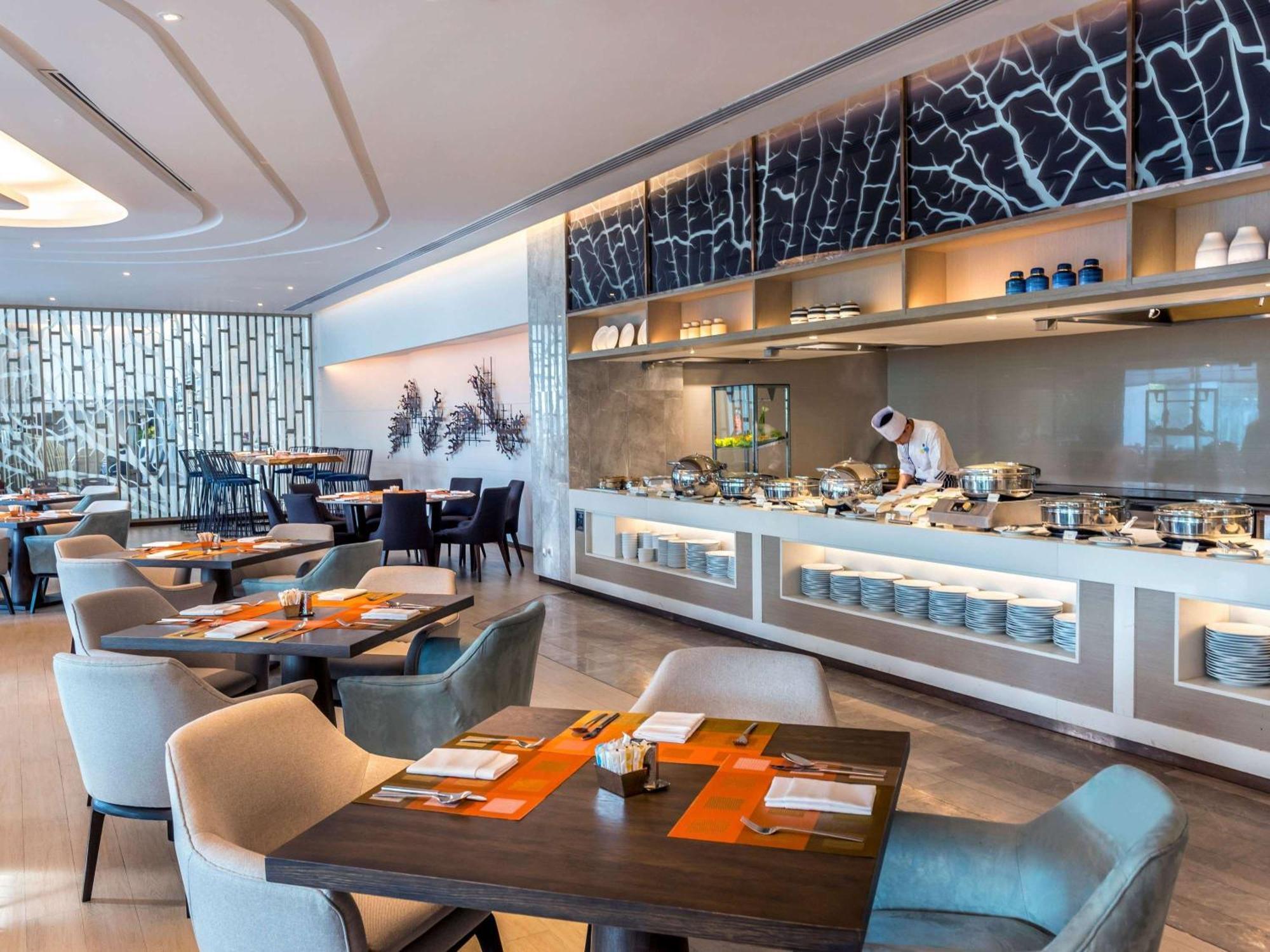 Novotel Phokeethra Hotel Phuket
