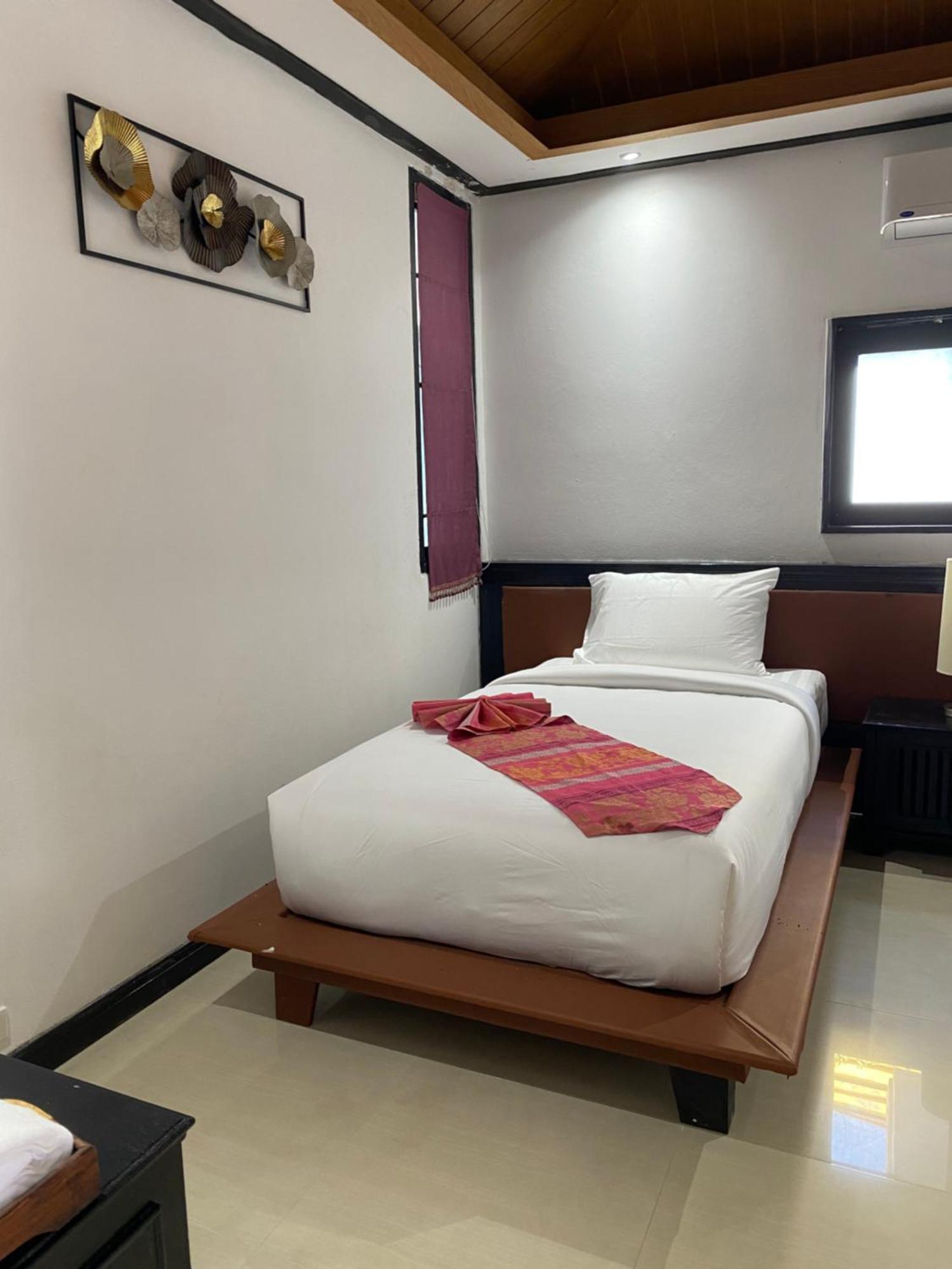 Vila Lris Phuket