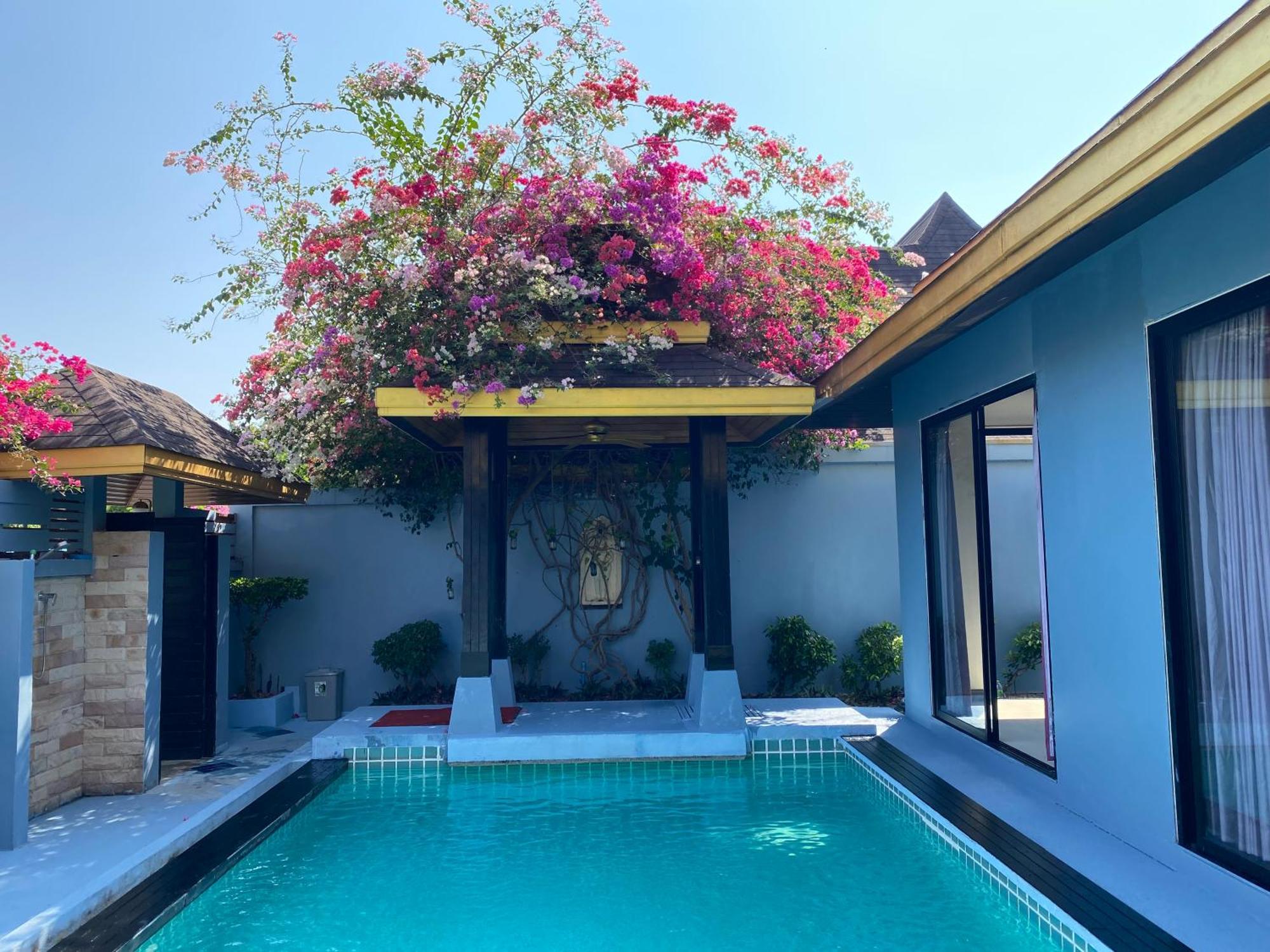 Lris Villa Phuket