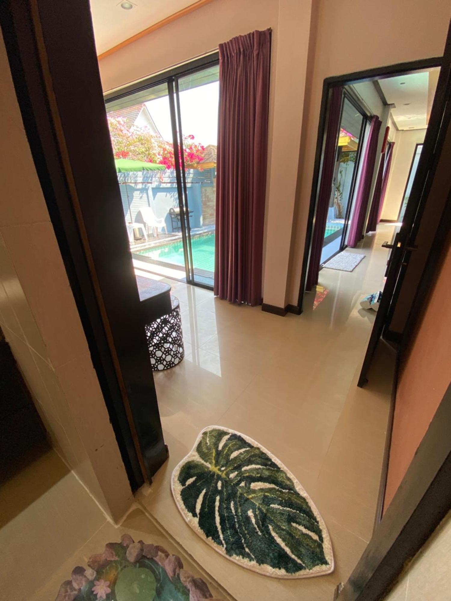 Lris Villa *