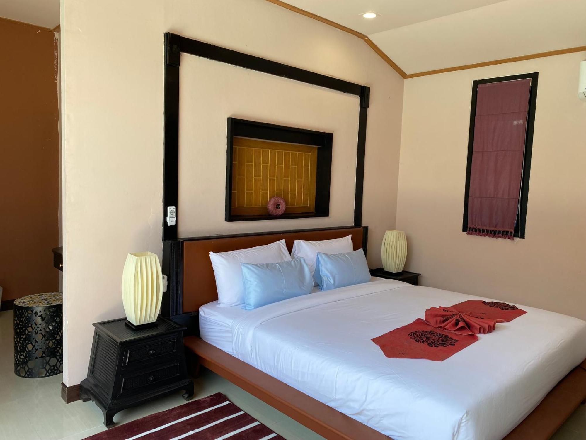 Lris Phuket