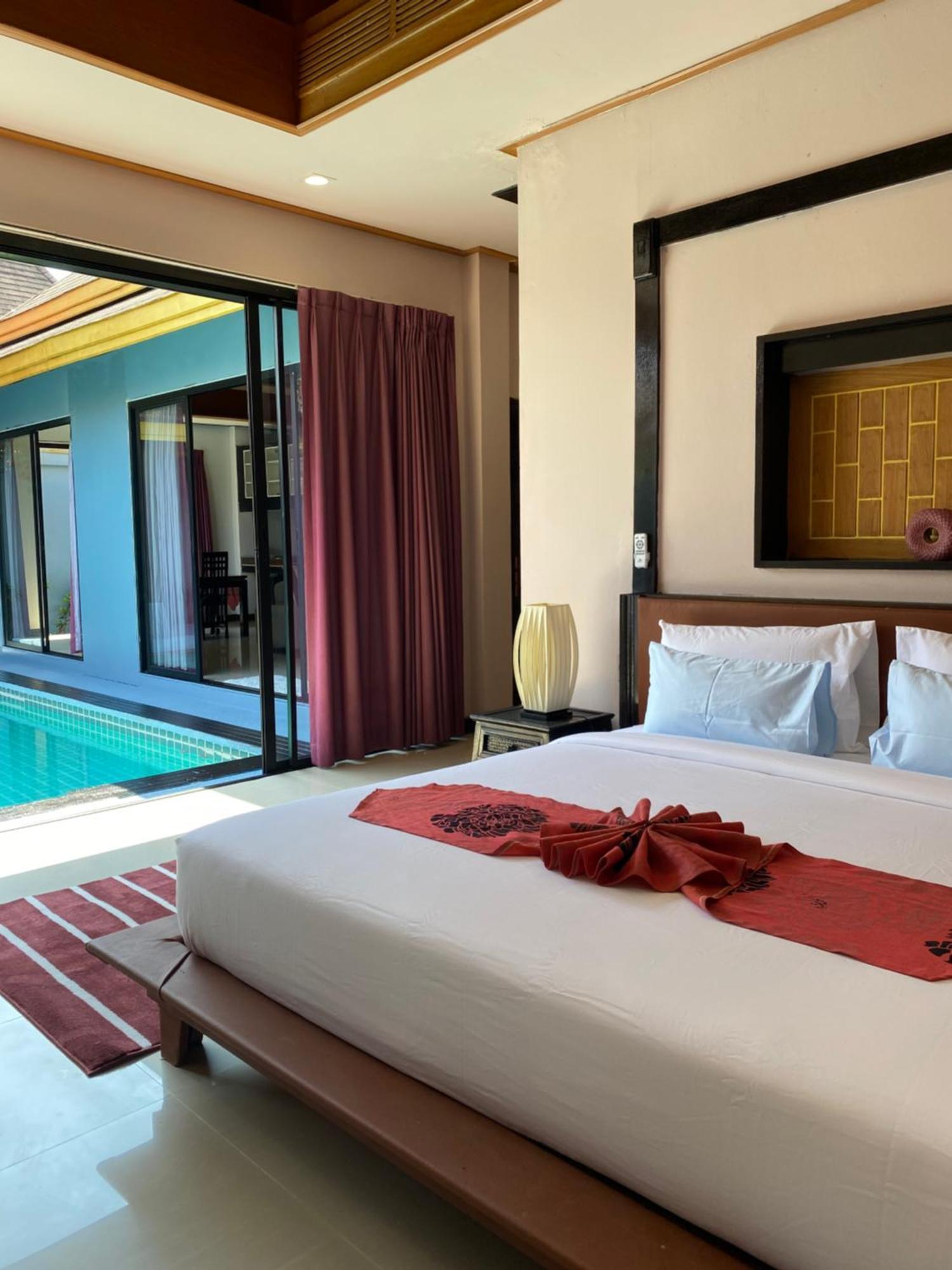 Villa Lris Phuket