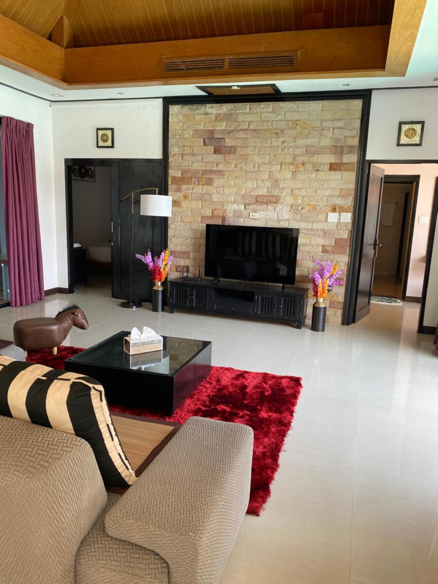 Villa Lris *