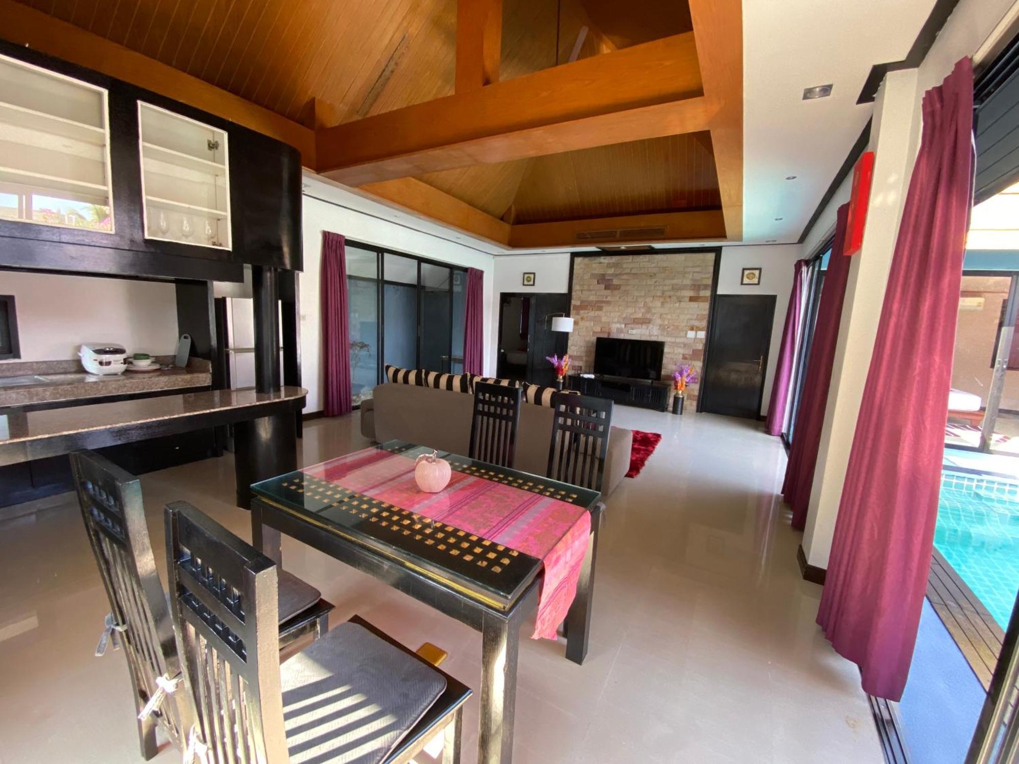 Lris Villa Phuket