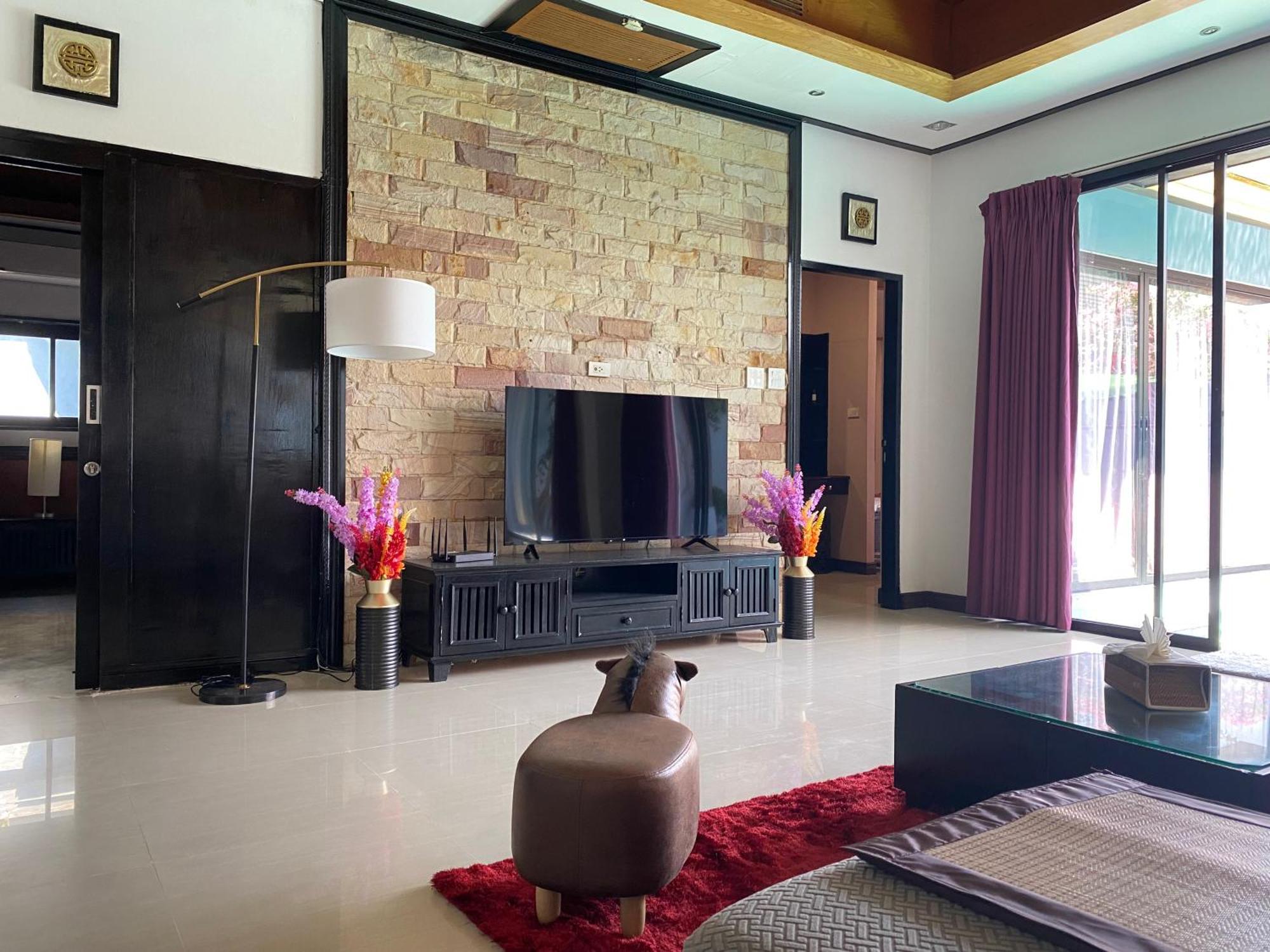Lris Villa Phuket